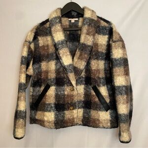 Knox Rose women’s size medium two button two pockets, multicolor jacket